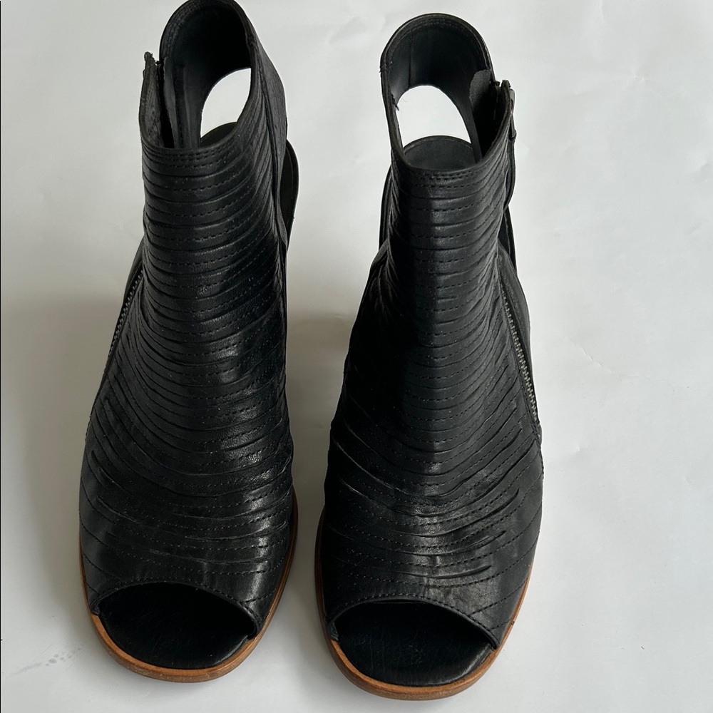 Paul Green Cayenne Black Peep-Toe Ankle Boots